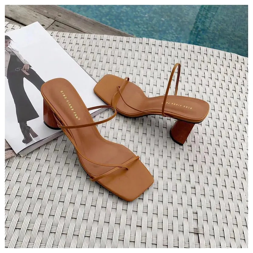 2022 Summer Elegant Women Narrow Band Slides High Heel Slippers Female Peep Toe Wood Block Heel Sandals For Party Shoes Slippers