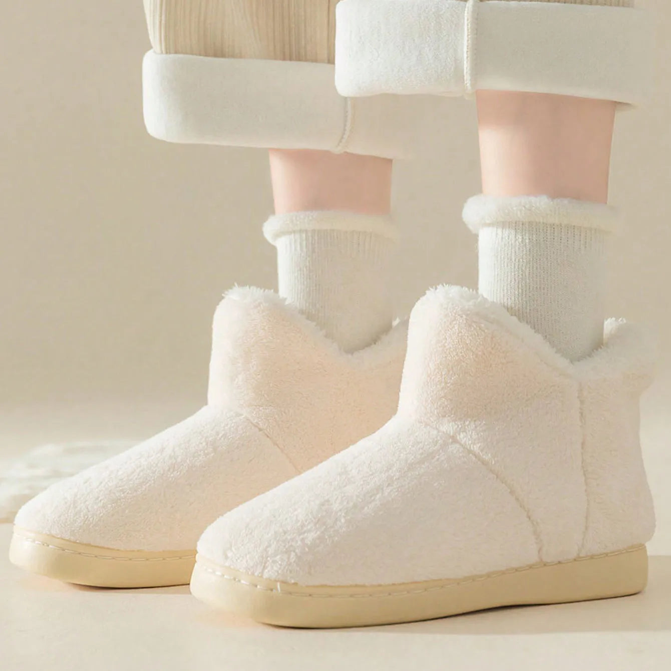 2025 Winter Warm Shoes Woman Men Indoor Slippers Soft Plus Couples Home Floor Snow Boots Anti-slip Female House Footwear